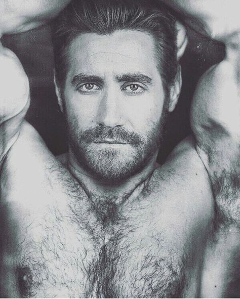 Jake Gyllenhaal. Jake Gyllenhaal Beard, Jake Gyllenhaal Shirtless, Jake G, Clean Shaven, Hottest Male Celebrities, Jake Gyllenhaal, Ex Machina, Hot Actors, Shirtless Men