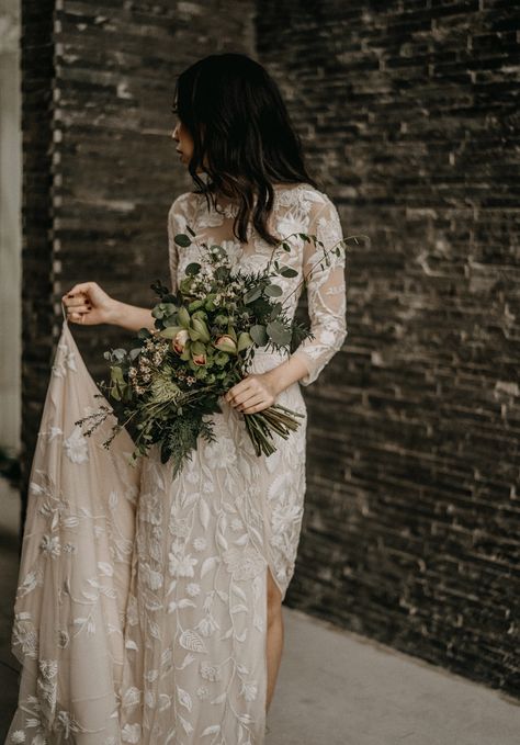 Embroidered Wedding Gown, Hipster Wedding, Couture Wedding Dresses, Indie Wedding, Classic Wedding Dress, Wedding Dress Couture, Couture Wedding, Wedding Goals, Lace Mermaid Wedding Dress