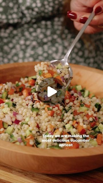 Nicole Keshishian Modic | KALEJUNKIE® on Instagram: "CUCUMBER APRICOT COUSCOUS SALAD, one of my all time favorite salad recipes! EVER. EVER EVER! I could eat this salad every day and be totally happy. The Israeli couscous gives it major comfort food vibes, but at the same time, it’s light and refreshing thanks to the cucumbers, apricots and mint. It’s all tossed in a cumin vinaigrette that is drinkable. I cannot wait for you to make this and report back. And ps, if I ever come out with a second cookbook, this recipe is going in there :)⁣
⁣
Makes 4 meal salads or 8 side salads⁣
1 cup Israeli couscous (pearl couscous)⁣
2 tb olive oil⁣
3 Persian cucumbers, chopped⁣
1/2 red onion, finely diced⁣
4 apricots, chopped (I love @peaches.la_ )
1 bunch mint, chopped⁣
1/2 cup sliced almonds, toasted⁣
⁣ Greek Pearl Couscous Salad, Pearled Couscous Recipes, Apricot Couscous, Couscous Pearl, Apricot Salad, Pearl Couscous Recipes, Meal Salads, Pearl Couscous Salad, Couscous Salad Recipes