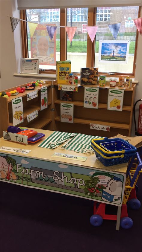 Farm shop role play area for a year 1 primary KS1 healthy eating topic Farmers Market Role Play Eyfs, Farm Role Play Area, Shop Role Play Area, Farm Topic Ks1, Healthy Eating Dramatic Play, Shop Play Area For Kids, Ks1 Role Play Area, Farmers Market Role Play, Nursery Role Play Area Ideas