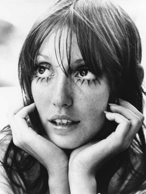 Shelley Duvall--big eyes, little gap. Shelley Duvall, Olive Oyl, Nancy Sinatra, Sharon Tate, Charles Bukowski, The Shining, Brigitte Bardot, Interesting Faces, White Photo