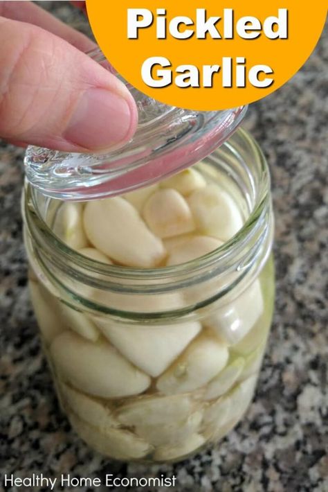 Have you ever had pickled garlic? Pickling, or fermenting, the garlic helps to take out the hotness of eating raw garlic and the awful smell on your breath. This easy recipe for pickled garlic gives you a wonderful natural remedy to help with antifunal, anti viral and as natural antibiotic. #pickledgarlic #fermentedgarlic #howtopicklegarlic #howtofermentgarlic #naturalremedy #antiviral #naturalantibiotic #thehealthyhomeeconomist Aioli, Eating Raw Garlic, Pickled Garlic, Raw Garlic, Pickled Vegetables, Garlic Recipes, Pickling Recipes, Natural Remedy, Eating Raw