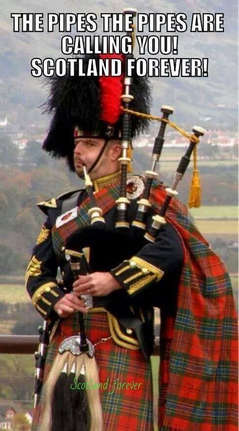 The pipes, the pipes are calling you! Scottish Bagpipes, Stirling Castle, Great Scot, Scotland Forever, Wallpaper Screen, Scottish Castles, Scotland Uk, Men In Kilts, Humphrey Bogart