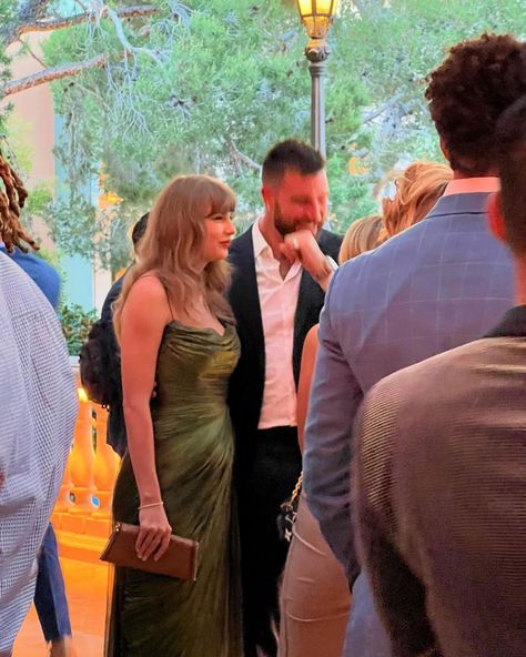 Taylor Swift Fans Are Losing It After New Pics Show Travis Kelce Grabbing Taylor Swift's Backside At Las Vegas Gala: The 'Hand Placement!' | SHEfinds Travis Taylor, Charity Gala, The Fall Guy, Young Celebrities, Blake Shelton, Jessica Biel, Celebrity Kids, Travis Kelce, Charity Event