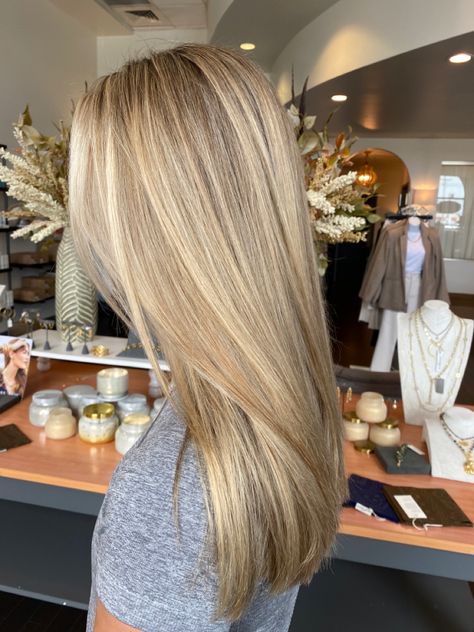 root tap : 7n + 7m toner : 9nb + 9p Blended Roots Blonde Balayage, Blonde Hair With Root Tap, Blonde With Root Tap, Root Tap Blonde, Root Tap, Blond Highlights, Warm Blonde Hair, Partial Highlights, Crescent Lake