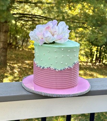 Pink and Green Cake | #PinkGreenCake Textured Buttercream | Cora | Flickr Pink And Green Cake Ideas, Pink And Green Cakes, Pink And Green Birthday Cake, Pink And Green Cake, Green Birthday Cakes, Textured Buttercream, Cake Designs For Girl, Family Cake, 21st Birthday Cakes