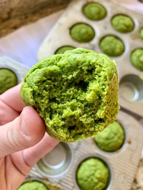 Spinach Muffin Recipes, Spinach And Banana Muffins, Spinach Banana Bread, 60s Restaurant, Banana Spinach Muffins, Turtle Recipes, Spinach Banana Muffins, Costco Recipes, Vegetable Cakes