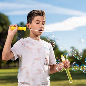 Big Bubble Wand, Bubble Party Favors, Game Activities, Halloween Weddings, Summer Party Favors, Bubble Solution, Big Bubble, Bubble Fun, Giant Bubbles