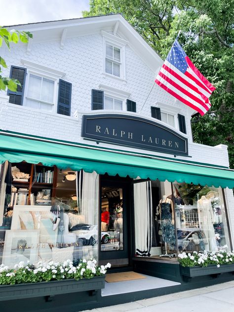 The Hamptons Summer Aesthetic, Preppy Shopping Aesthetic, East Coast Preppy Aesthetic, Rich Hamptons Aesthetic, Hampton Summer Aesthetic, Vintage Coastal Aesthetic, Hamptons Winter, Hamptons Summer Aesthetic, Summer In The Hamptons Aesthetic