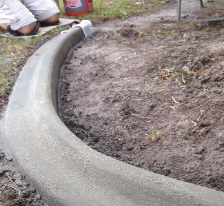 Street Curb, Concrete Edging, Concrete Curbing, Pavers Diy, Landscape Curbing, Yard Drainage, Cement Garden, Garden Stairs, Tarpon Springs