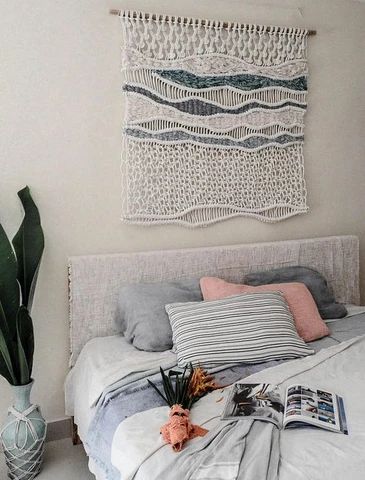 Interior Design Blog - Style Tips: Beach/Coastal | Fat Shack Vintage Coastal Macrame, Beach Macrame, Art Macramé, Macrame Wall Hanging Patterns, Macrame Wall Art, Modern Macrame, Macrame Ideas, Diy Interior, Macrame Art