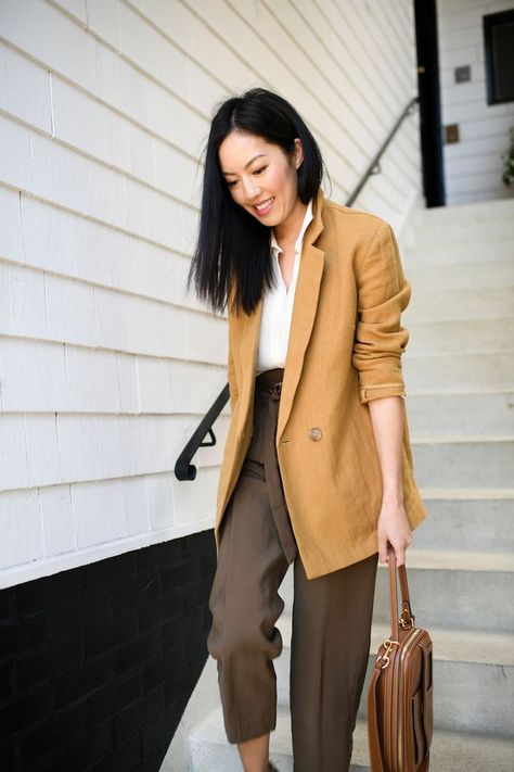 Lenin Blazer For Women, Linen Pants And Blazer Outfit, Mustard Blazer Outfit, Linen Jacket Outfit, Linen Blazer Outfit Women, Yellow Blazer Outfit, Linen Blazer Outfit, Blazer Styling, Mustard Outfits