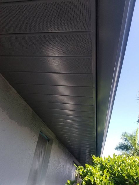 Aluminum Soffit Painting – Ron's Painting Painted Soffit Exterior, Painting Soffits Exterior, Painting Soffit And Fascia, Paint Soffit Exterior, Painting Gutters And Trim, Soffit Ideas Exterior, Ceiling Paint Ideas, Porch To Sunroom, Painting Gutters