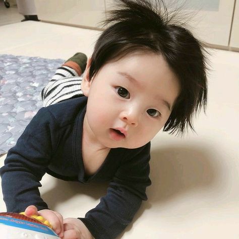 Baby Park, Baby Tumblr, Baby Boy Pictures, Ulzzang Kids, Cute Asian Babies, Korean Babies, Asian Kids, Pictures Funny