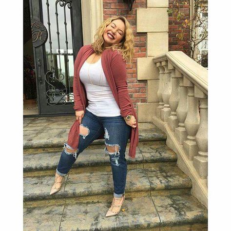 Chiquis Rivera spring fashionnova denim Plus Size Casual Wedding Outfit, Business Casual Summer Plus Size, Plus Size Night Out Outfit Summer, Reno Outfits, Cute Outfits For Plus Size Women, Spring Plus Size Outfits, Plus Size Winter Outfits, Mode Tips, Plus Size Fall Fashion