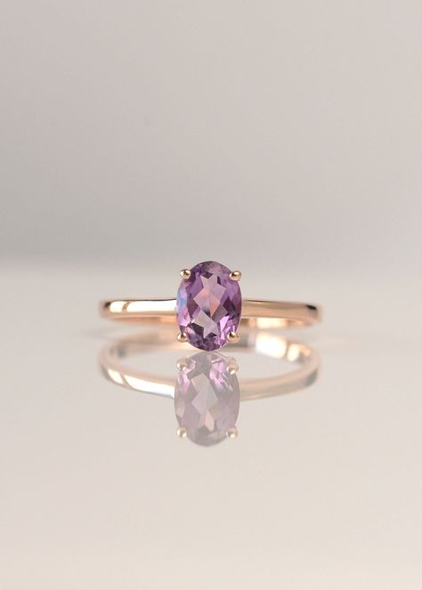 Purple Stone Ring Simple, Single Stone Ring Design, Amethyst Ring Designs, Single Stone Rings Gold, Single Stone Rings, Rose Gold And Purple, Amethyst Jewelry Ring, Large Moonstone Ring, Purple Stone Ring