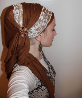 wrapunzel andrea grinberg tichel Medieval Princess, Jewish Women, Hair Cover, Hair Wraps, Head Covering, Scarf Hairstyles, Square Scarf, Larp, Head Scarf