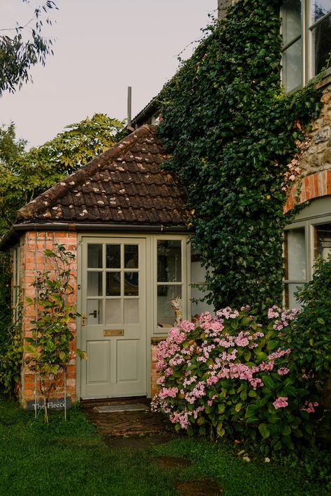 Home In Countryside, Quiet Architecture, Yellow Brick House Exterior, Magical Cottage, Countryside Cottage, Pink Glasses, Door Art, Cottage Exterior, Yellow House