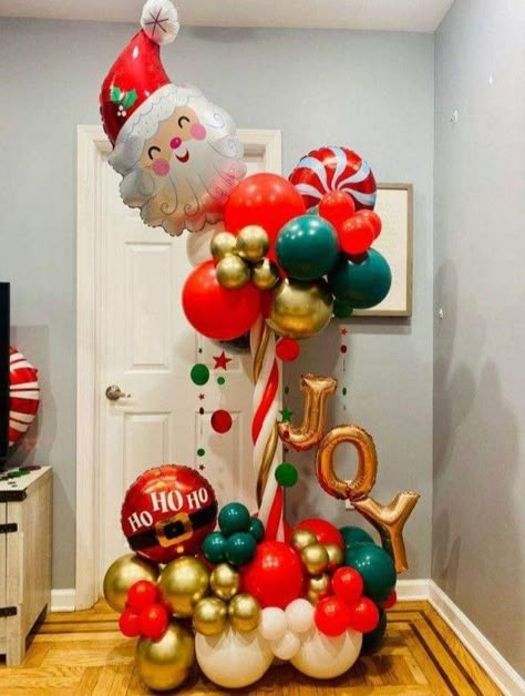 Christmas Party Backdrop, Balloon Bouquet Diy, Christmas Balloon Decorations, Deco Ballon, Holiday Balloons, Paper Christmas Decorations, Office Christmas Party, Diy Balloon Decorations, Christmas Balloons