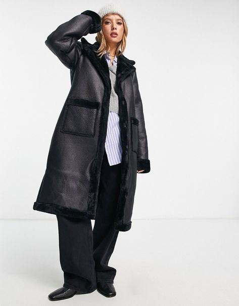 Coats & Jackets by Vila Stand out, stay warm Revere collar Press-stud placket Side pockets Relaxed fit Sherling Coat, Maternity Shops, Revere Collar, Shearling Coat, City Style, New Wardrobe, Long Black, Casual Jacket, Long Coat