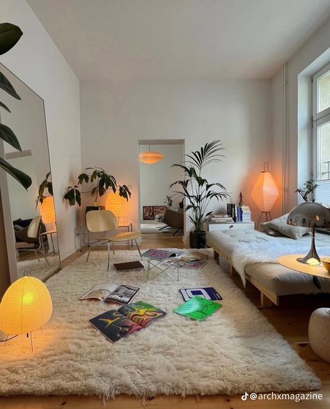 Lots Of Plants, Future Apartment Decor, Dekorasi Kamar Tidur, Apartment Decor Inspiration, Dream House Interior, Apartment Inspiration, Living Room Inspo, Cozy Room, Room Inspiration Bedroom