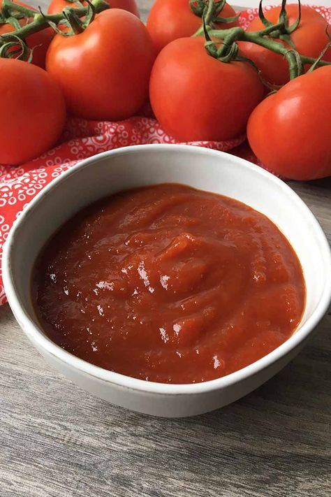 Catsup Recipe, Ketchup Recipe, Clam Recipes, Bbq Sauce Homemade, Watermelon Recipes, Food App, Fresh Tomatoes, Banana Bread Recipes, Way To Go