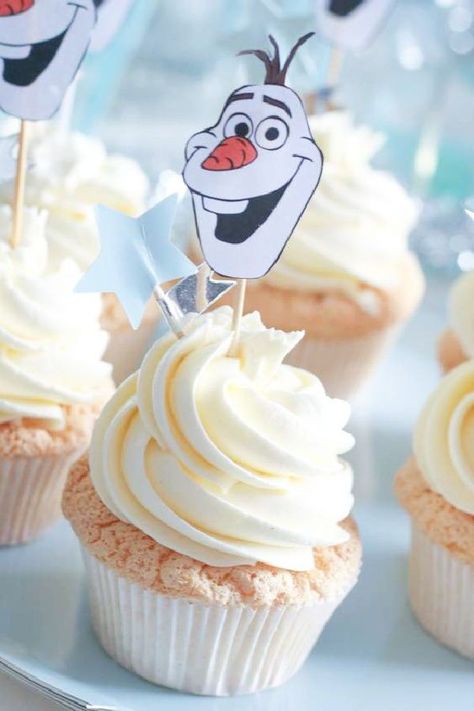 Take a look at this fun Olaf-themed New Year's party! The cupcakes are wonderful! See more party ideas and share yours at CatchMyParty.com Olaf Cupcakes, Frozen Party Food, Olaf Party, Frozen Birthday Party Ideas, Frozen Party Favors, Frozen Party Decorations, Disney Frozen Birthday Party, Disney Frozen Party, Frozen Birthday Theme