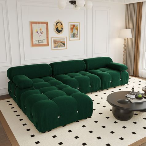 Jewel Tone Couch, Vibrant Home Decor, Emerald Green Living Room Decor, Green Sofa Aesthetic, Small Eclectic Living Room, Emerald Couch, Green Couch Living Room Ideas, Unique Couches, Cozy Living Room Apartment