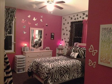 litte girl pink zebra room 2000s Zebra Print Room, Pink And Zebra Bedroom, Trashy Mcbling Room, Pink Zebra Aesthetic, Trashy Decor, 2000s Bedroom Aesthetic, Pink Zebra Bedrooms, Pink Zebra Rooms, 2010 Room