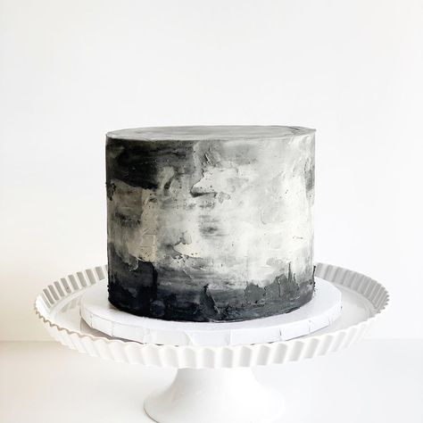 Kaitlyn Daignault on Instagram: “I adore this moody little cake! 🌚 but you guyssssss. It’s never been about the numbers, but we hit 1k! What a fun milestone that wouldn’t…” Gray Cake, Grey Cake, Bd Cake, Watercolor Cake, Little Cakes, White Cake, Basic Grey, Church Wedding, The Numbers