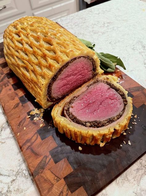 Beef Wellington Best Beef Wellington Recipe, Filet Mignon Roast, Whole Beef Tenderloin, Wellington Recipe, Omaha Steaks, Beef Meals, Beef Wellington Recipe, Pepperidge Farm, Beef Wellington