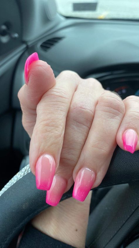 Ombre Hot Pink Nails, Hot Pink Ombré Nails, Ombre Nails Hot Pink, Hot Pink Ombre Nails, Beachy Nails, Country Nails, Gel Toe Nails, Acrylic Toe Nails, Wow Nails