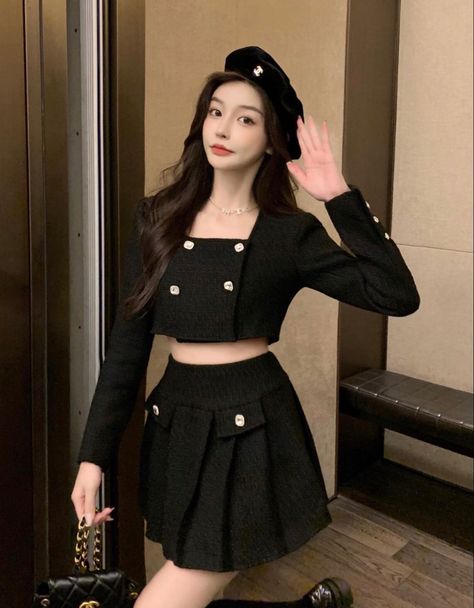 Fancy Korean Outfits, Expensive Outfits, Korean Fashion Work, Rok Mini, Girls Short Dresses, Korean Outfit Street Styles, Black Homecoming Dress, Expensive Clothes, Korean Girl Fashion