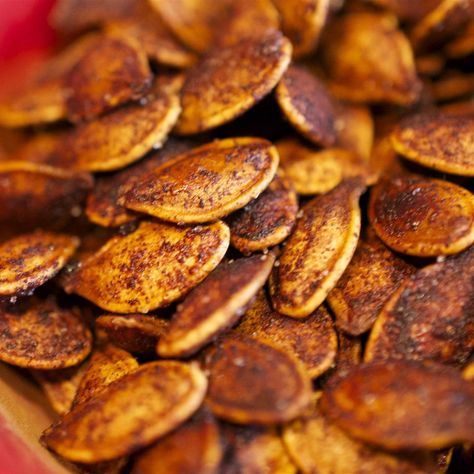 Roasted Cinnamon Spice Pumpkin Seeds Cajun Pumpkin Seeds, Halloween Family Night, Cinnamon Sugar Pumpkin Seeds, Pumpkin Seeds Cinnamon, Savory Pumpkin Seeds, Pumpkin Seed Recipes Roasted, Roasted Pumpkin Seeds Recipe, Pumpkin Seeds Recipe, Buttercup Squash