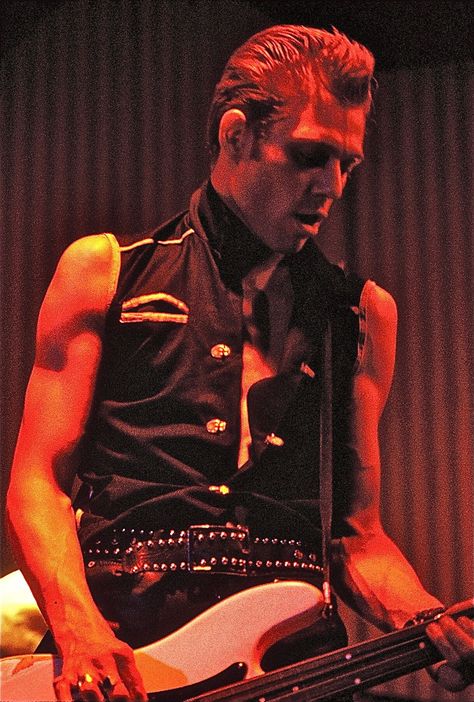 The Future Is Unwritten, Paul Simonon, Pretty Punk, Joe Strummer, Bass Players, Punk Scene, Big Crush, Glam Metal, Punk Music