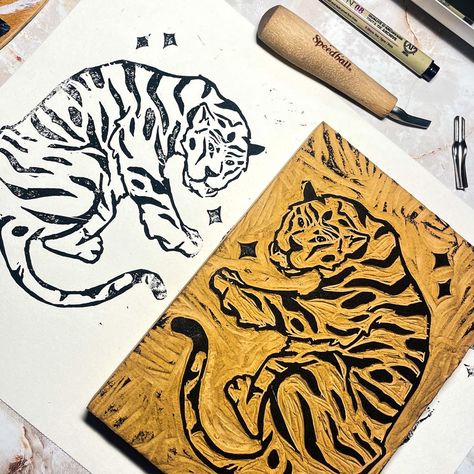 Tiger | linocut | relief print | block printing | art| handmade Lino Art Animal, Tiger Block Print, Lino Print Pattern Printmaking, Ink Block Prints, Tiger Lino Print, Animal Block Print, Linocut Ideas Easy, Lino Print Tote Bag, Linocut Tiger