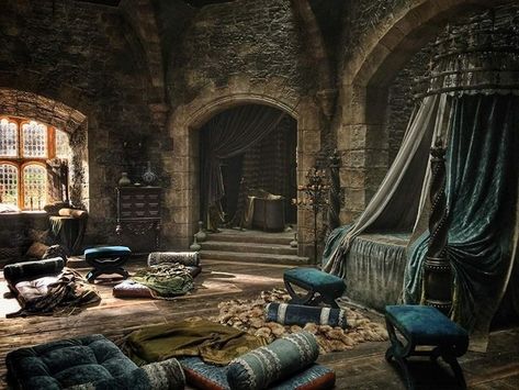 Medieval Bedroom, Castle Rooms, Royal Bedroom, Castle Bedroom, Fantasy Bedroom, Dark Castle, Fantasy Rooms, Castle Aesthetic, Dark Bedroom