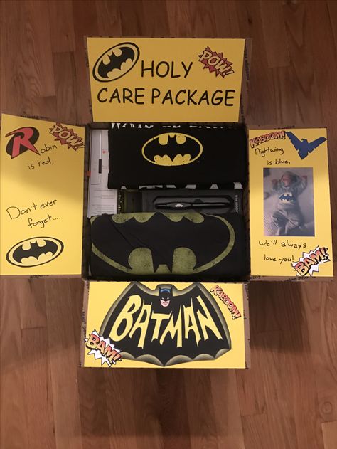 First care package for my batman fanatic husband!! Can't wait to know what he thinks!! So happy with how this turned out!! Batman Gifts For Men, Valentine Boyfriend, Deployment Ideas, I Love You Balloons, Batman Gifts, Handmade Gifts For Boyfriend, Diy Anniversary Gift, Best Anniversary Gifts, Box Decoration