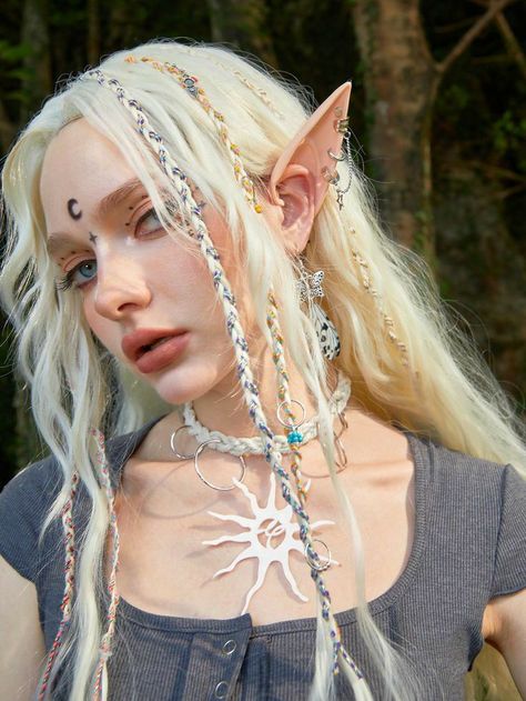 Medieval Makeup, Diy Elf Costume, Dark Fairy Costume, Cosplay Elf, Elf Hair, Earth Fairy, Elf Design, Woodland Elf, Elf Cosplay