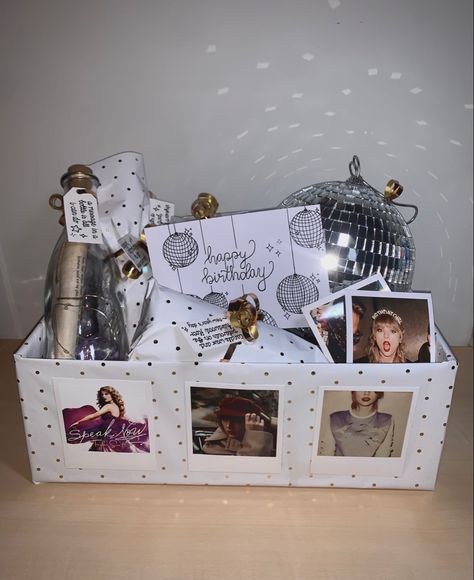 Swiftie Bday Present, Taylor Swift Inspired Birthday Gifts, 22 Birthday Gift Ideas For Him, Gifts Inspired By Taylor Swift, Taylor Swift Themed Birthday Present, Taylor Swift Bday Presents, Gift For A Swiftie, Birthday Gift Ideas Taylor Swift, Birthday Gift Taylor Swift