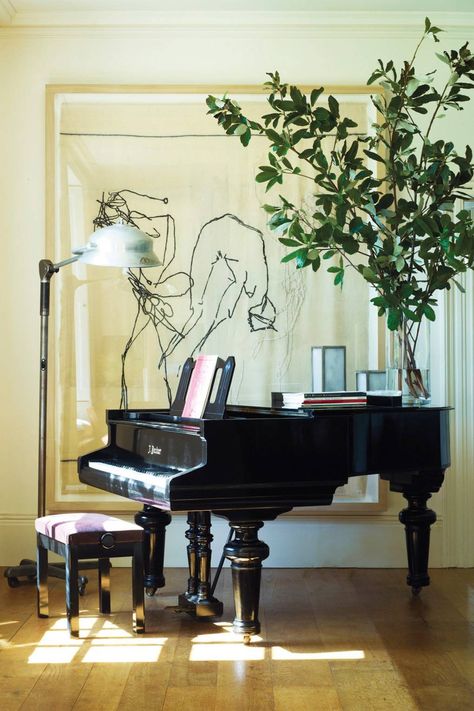 Vogue contributing editor and BFC ambassador Laura Bailey's country home | British Vogue Grand Piano Living Room, Grand Piano Room, Piano Room Decor, Piano Living Rooms, Canyon House, Antique Piano, Piano Decor, Library Office, Black Piano