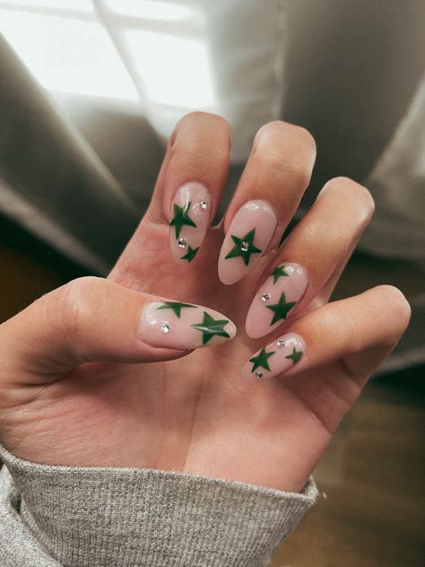 Nails For Winter 2023, Nails For Winter, Star Nail Designs, Shoot For The Stars, Dark Green Nails, December Nails, Green Nail Art, Star Nails, Xmas Nails