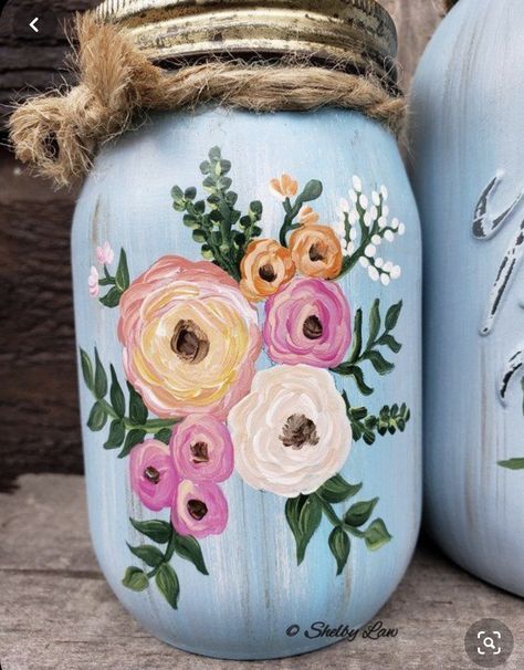 Jar Painting, Mason Jar Art, Jar Projects, Painting Glass Jars, Deco Champetre, Mason Jar Projects, Jar Art, Diy Jar Crafts, Painted Flower Pots