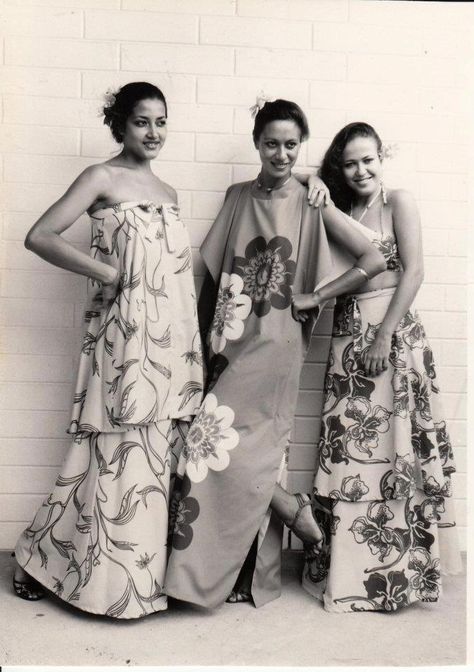 60’s Aesthetic, Dress Hawaiian Style, Tiki Fashion, Polynesian Fashion, Fiji Culture, Countryside Fashion, Fly To Fiji, Polynesian People, Vintage Aloha