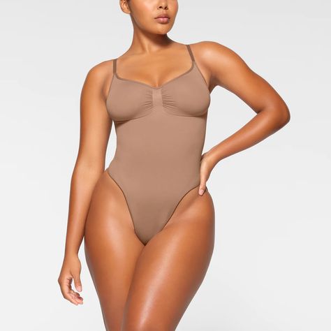 This Tummy Control Bodysuit is a perfect dupe for the Skims Seamless Sculpt Bodysuit. Made with 80% Nylon, 20% Spandex (The Skims Bodysuit is made with 78% Nylon / 22% Spandex) Snatches you in perfectly and comes in many different colors! Sculpting Bodysuit, Bodysuit Designs, Shapewear Bodysuit, Teddy Lingerie, Spring Looks, Sweaters Knitwear, Polished Look, Luxury Fabrics, Kim Kardashian