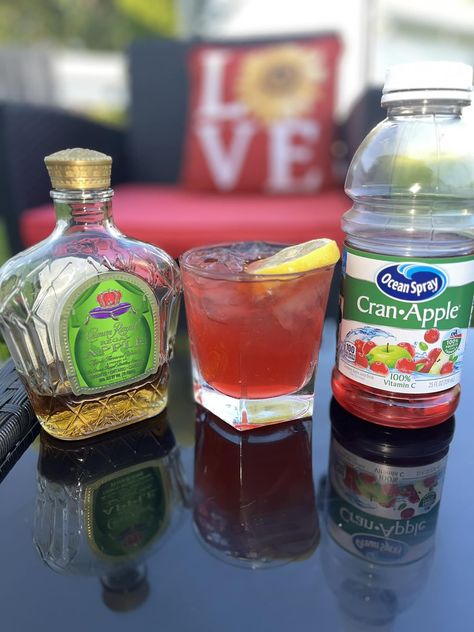 Crown Recipes Drinks, Apple Crown Royal Drinks, Washington Apple Drink, Crown Royal Recipes, Crown Royal Apple, Crown Royal Drinks, Crown Apple, Apple Schnapps, Washington Apple