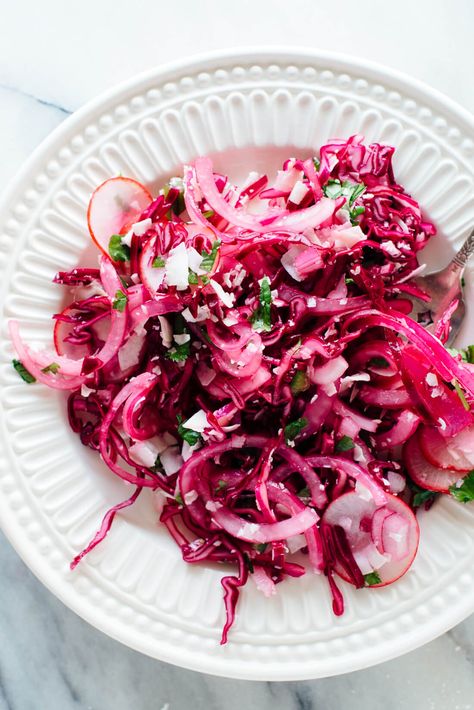 Cabbage Slaw Recipes, Avocado Spread, Fresh Avocado, Slaw Recipes, Pink Foods, Cabbage Slaw, Red Cabbage, Side Salad, Coleslaw