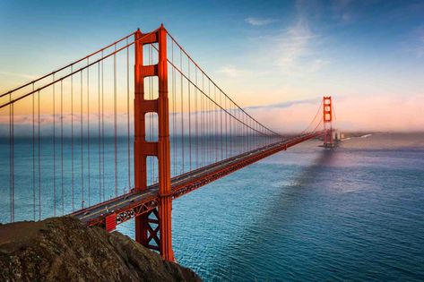 28 Most Famous American Landmarks Of All-Time Us Landmarks, American Landmarks, Gettysburg National Military Park, San Antonio Riverwalk, Liberty Island, Places In California, Bunker Hill, Hollywood Sign, National Mall