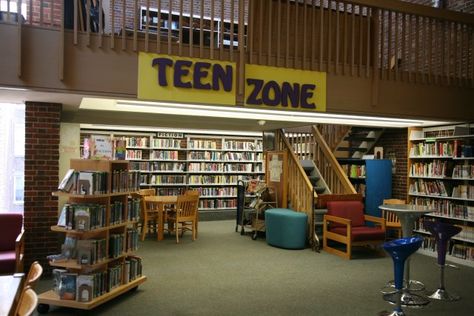 About the Teen Room | Public Library of Brookline Teen Library Space, Public Library Design, Diner Booth, Conference Room Design, Teen Library, Middle School Libraries, Cafe Area, Dinner Theatre, Quiet Room