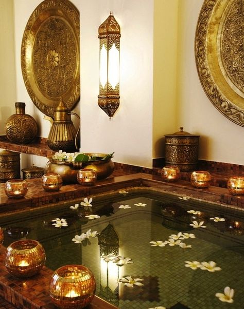 Nice Goddess House, Goddess Room, Moroccan Bathroom, Design Marocain, Indoor Spa, Bathroom Spa, Moroccan Decor, Pool Ideas, Bathtubs